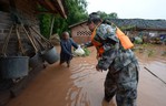 В Китае растет число жертв наводнения
