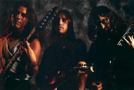 Chuck Schuldiner -  3 25421598_GuitarWorld1192foto1