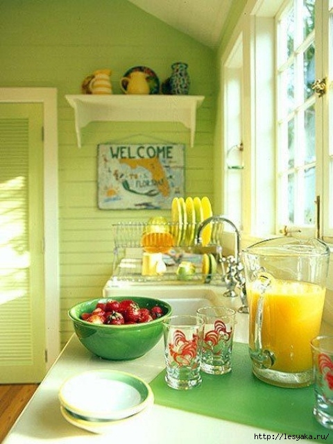 cheerful-summer-interiors-green-and-yellow-kitchen-desig_005 (480x640, 185Kb)