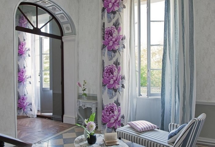 3434863_spring-flower-wall-curtains (700x478, 236Kb)