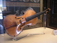 PalacioReal_Stradivarius1 (200x150, 8Kb)