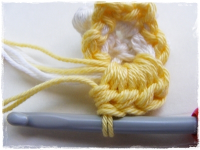 Вязание крючком. Летняя шляпка с цветком для девочки. Мастер-класс (54) (400x300, 88Kb)