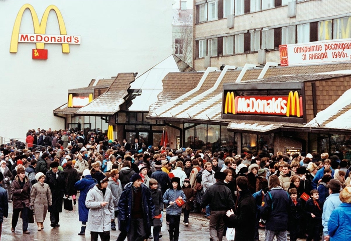 Макдональдс в СССР, 1990 год. Открытие первого ресторана в Москве
