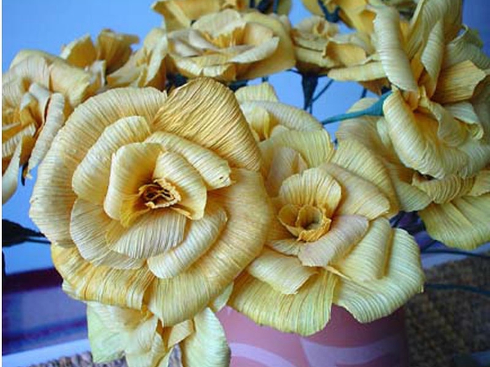 Yellow corn husk flower (700x525, 260Kb)