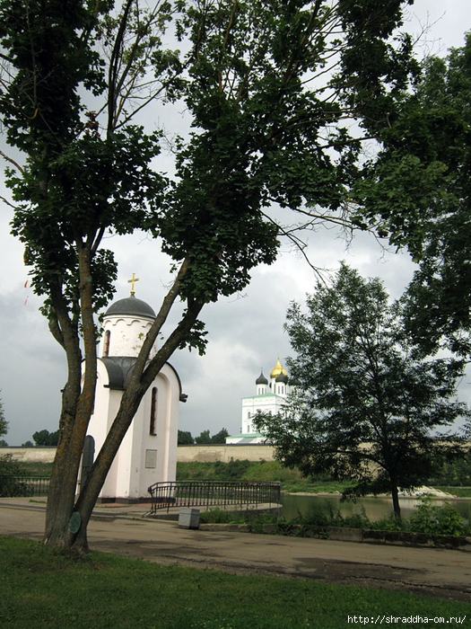 Псков, Церковь Успения у Парома(8) (525x700, 406Kb)