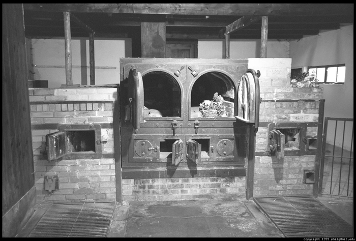 dachau-krematorium-ovens-68.4 (700x474, 204Kb)