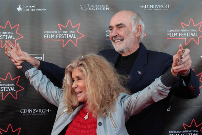 4456160__45939423_sean_connery_andmissus766 (700x466, 80Kb)