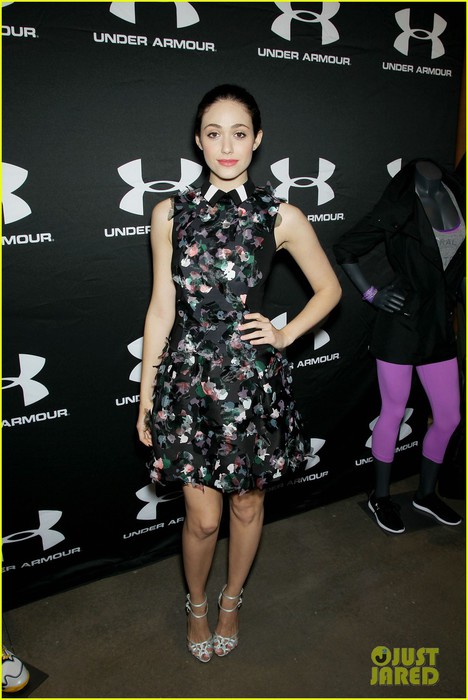 emmy-rossum-plays-with-shoes-at-under-armour-store-launch-07 (468x700, 83Kb)