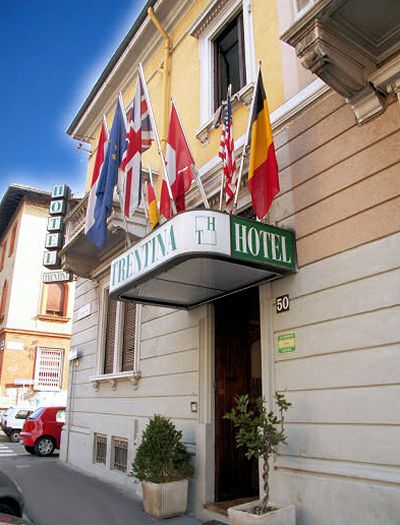 1136245_Trentina_hotel (400x525, 47Kb)