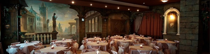 Летний дворик в семейном ресторане Фигаро (5) (700x180, 161Kb)