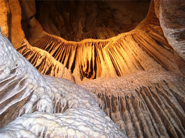 Дженоланские пещеры 76523