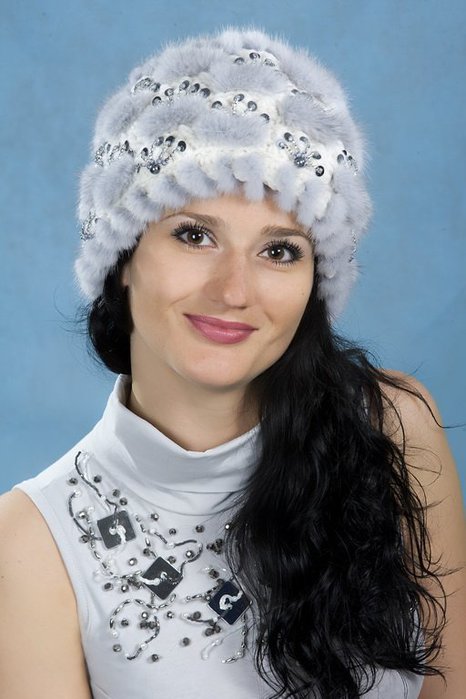 Вязаная меховая шапка — мастер класс от Ларисы Савицкой