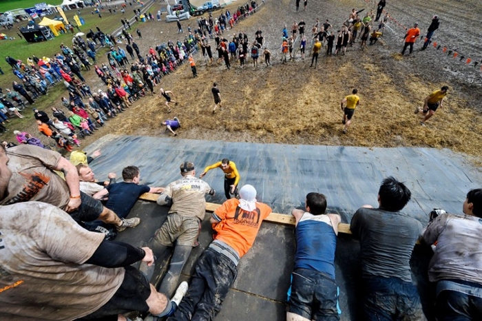 Изнурительная Tough Mudder