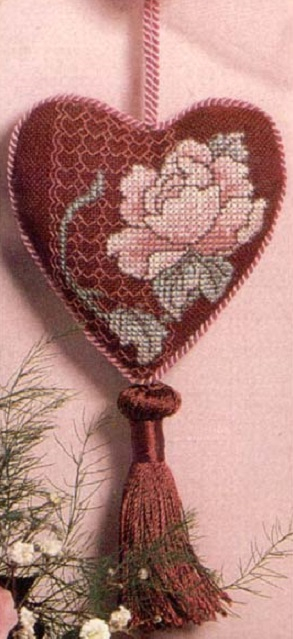 Валентинка с вышивкой розы. Схема (3) (293x639, 175Kb)