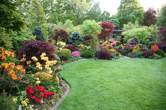 2835299_beautifulgarden_3_p (700x466, 130Kb)