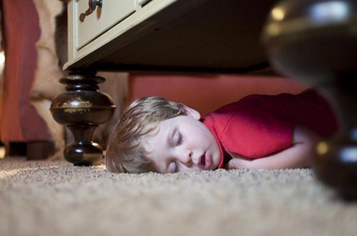 Фотографии 15 малышей, которые могут уснуть где угодно