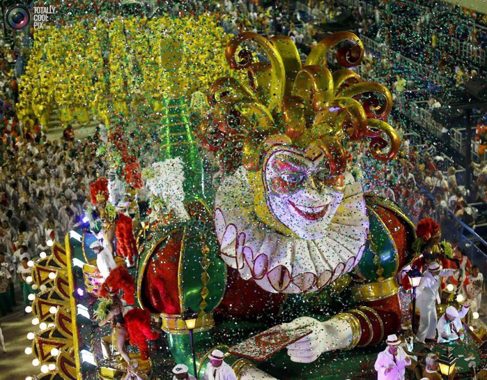 3085196_karnaval1860990x772 (700x545, 203Kb)