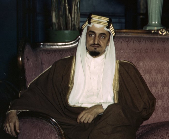 Faisal_of_Saudi_Arabia_-_1941 (699x573, 52Kb)