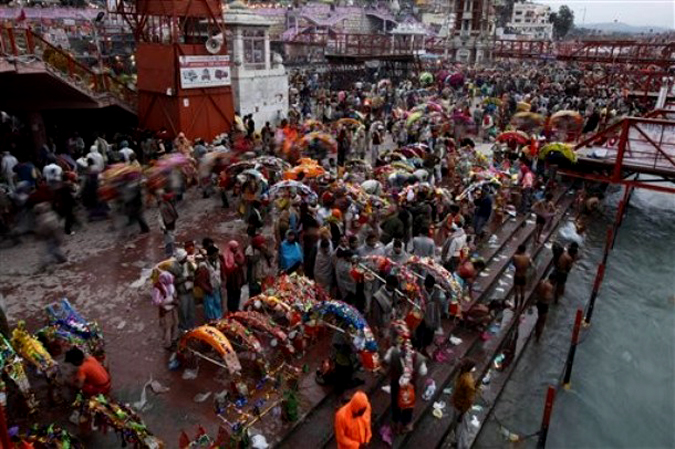 Индусский фестиваль Кумбха Мела (Kumbh Mela), Джайпур, Индия, 9 февраля 2010 года.