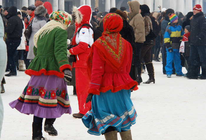 Русская масленица. Бессмысленная и беспощадная (700x476, 166Kb)