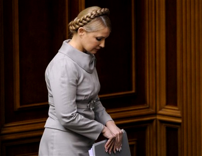 Правительство Юлии Тимошенко отправили в отставку