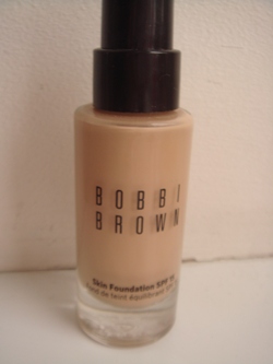 Bobbi Brown. (250x333, 34Kb)