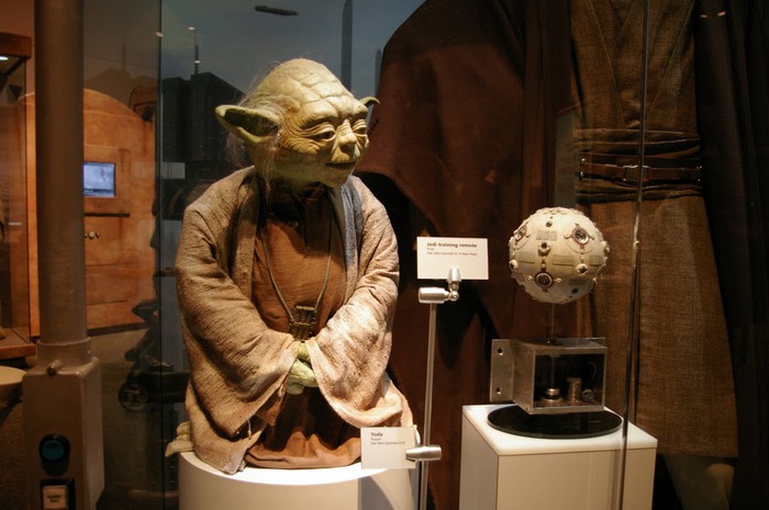 Выставка реквизита Star Wars-Science Museum of Minnesota - Star Wars Where Science Meets Imagination 61946
