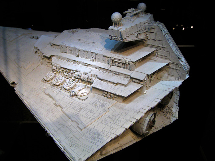 Выставка реквизита Star Wars-Science Museum of Minnesota - Star Wars Where Science Meets Imagination 12700