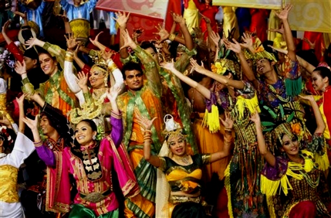 Фестиваль Цвета Малайзии (Colours of Malaysia festival), Куала-Лумпуре, 22 мая 2010 года.