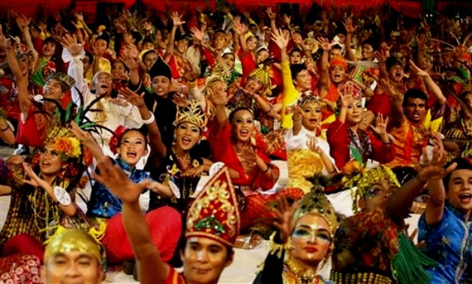 Фестиваль Цвета Малайзии (Colours of Malaysia festival), Куала-Лумпуре, 22 мая 2010 года.