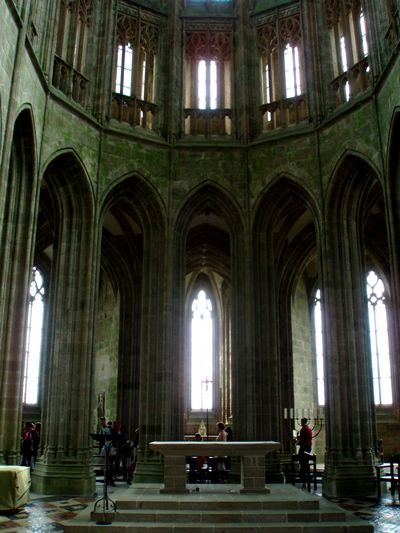 Аббатство Мон-Сен-Мишель (Mont Saint-Michel) (400x533, 43Kb)