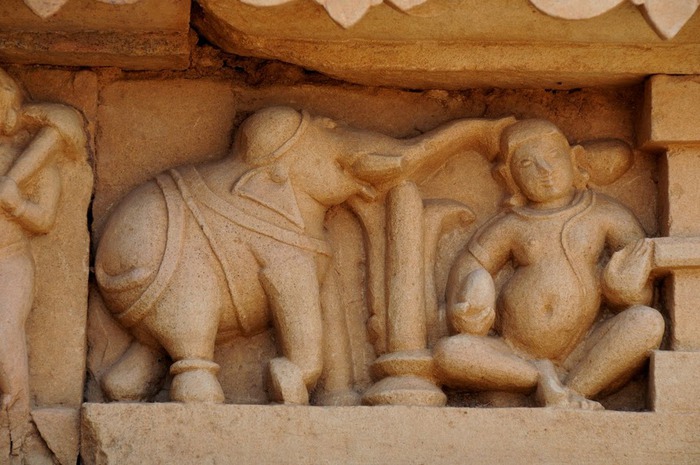 ИНДИЯ: Храмы Кхаджурахо (The Temples of Khajuraho) 43749