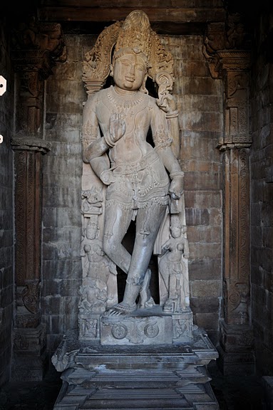 ИНДИЯ: Храмы Кхаджурахо (The Temples of Khajuraho) 69119