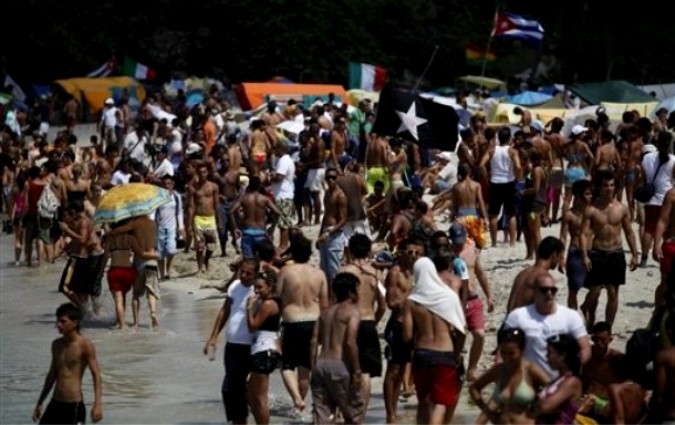 12-ый Rotilla фестиваль электронной музыки на Jibacoa пляже, Куба, 6 августа 2010 года.