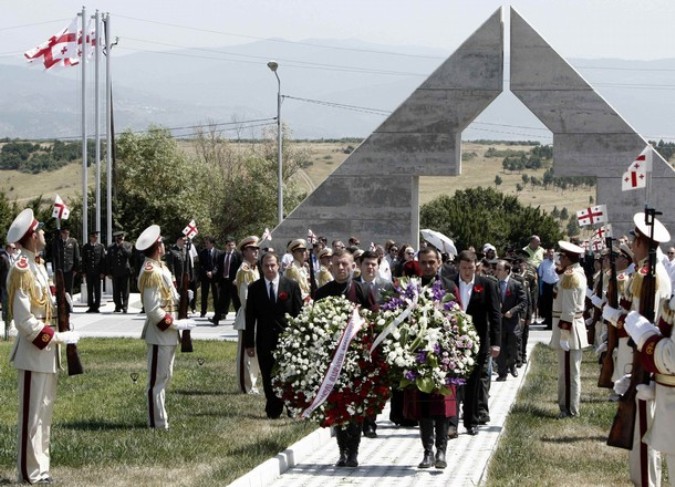 Годовщина военного конфликта Грузии с Россией по поводу сепаратистской Южной Осетии, 7-8 августа 2010 года.