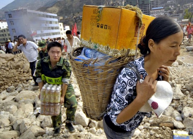 Оползни в КНР, провинция Ганьсу, 9 августа 2010 года.