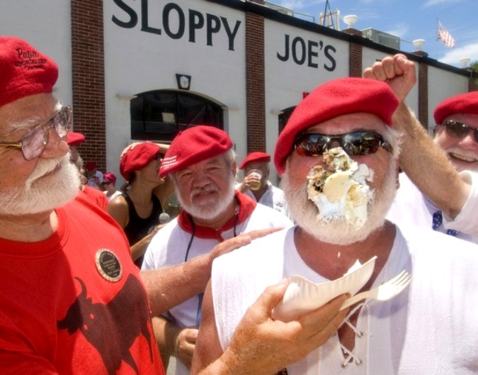 Hemingway Look-Alike Contest в Ки-Уэст , штат Флорида, 24 июля 2010 года.