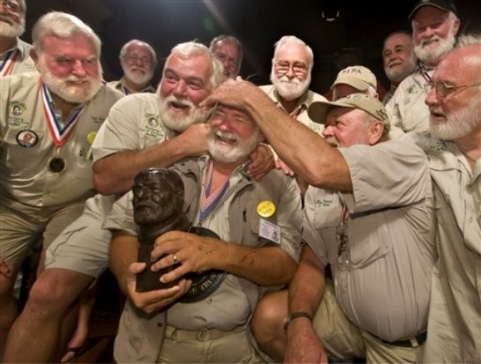 Hemingway Look-Alike Contest в Ки-Уэст , штат Флорида, 24 июля 2010 года.