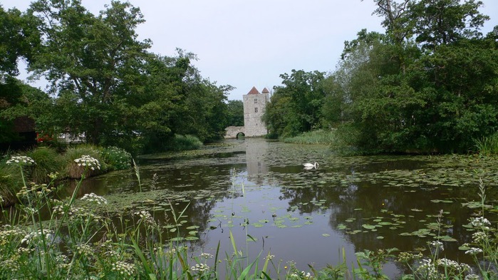 Michelham Priory 16693