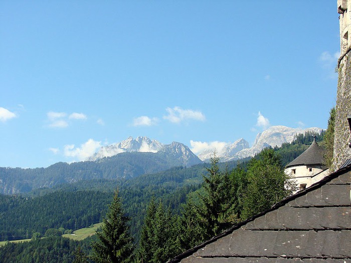 Замок Хоэнфервен (нем. Burg Hohenwerfen) 24544