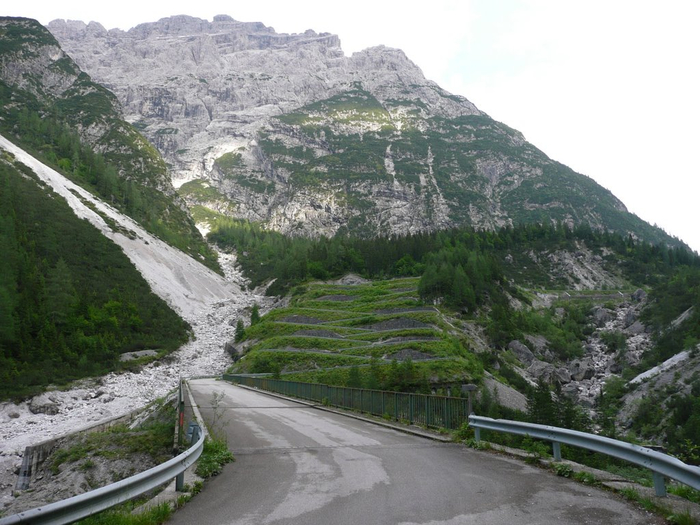 горная дорога в италии Forcella Laverdet 3 (700x525, 367Kb)