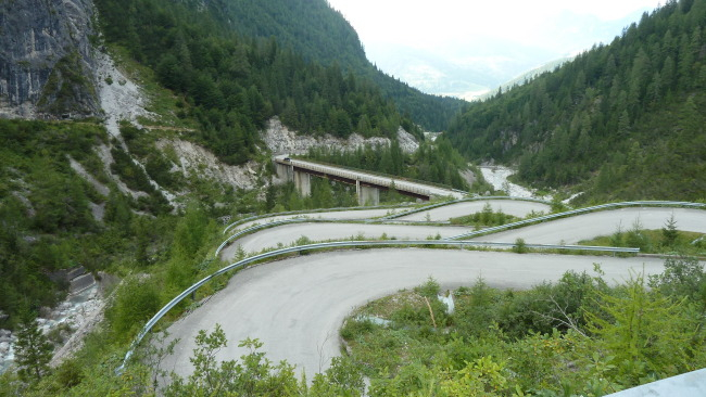 горная дорога в италии Forcella Laverdet 4 (650x366, 259Kb)