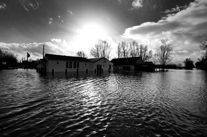 Свидетельства наводнения в Сомерсете