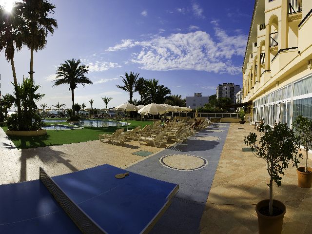 3085196_Pool004_at_blau_parc (640x480, 92Kb)