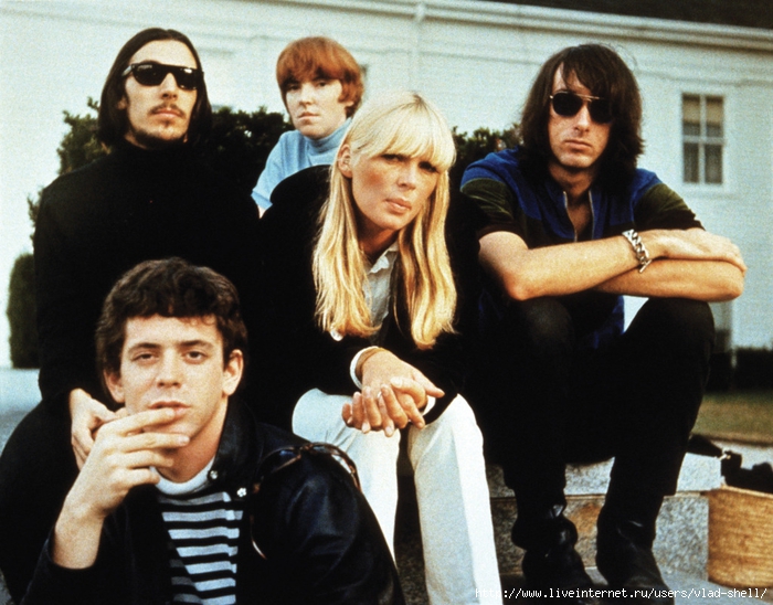 the-velvetunderground-and-nico-classic-color-photo-from1967 (700x548, 306Kb)