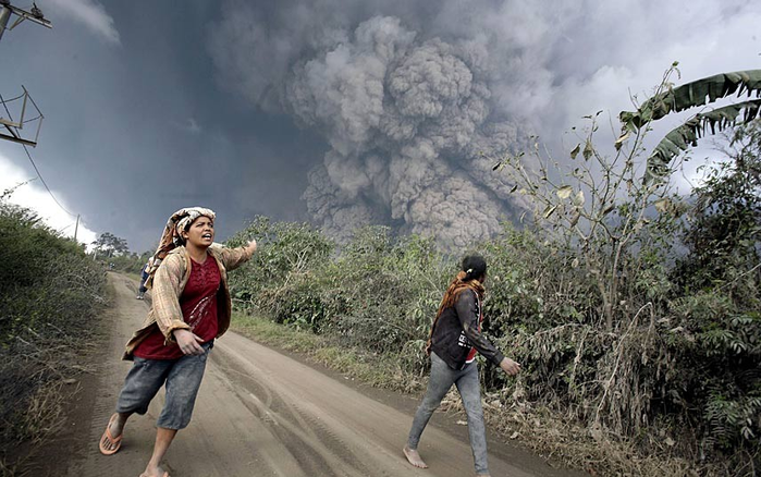 Смертоносное извержение вулкана Синабуг (Sinabung)