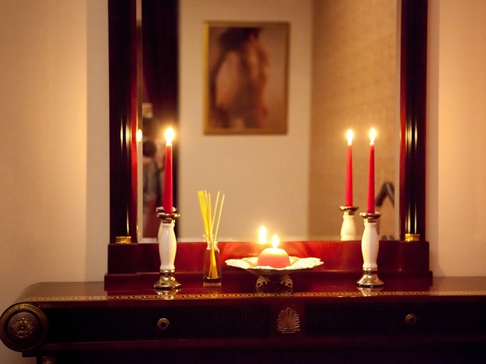 relax-09-erotic-body-massage-salon-interior (700x525, 217Kb)