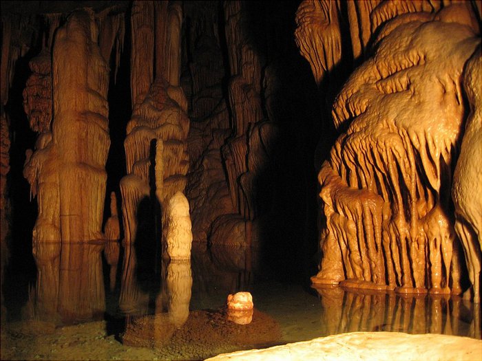 Мраморная пещера/4718947_mramornaj (700x525, 88Kb)