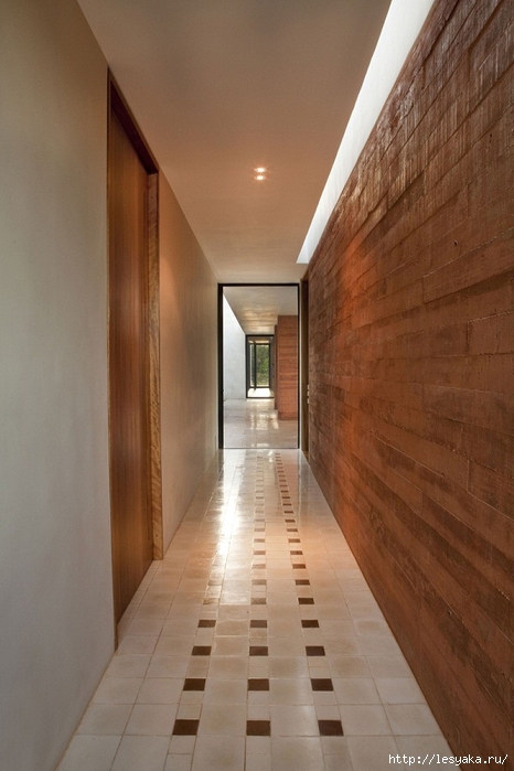 Brick-wall-interior-wall-design-ideas-wood-effect-tile-floor-Hacienda-Bacoc (466x700, 203Kb)