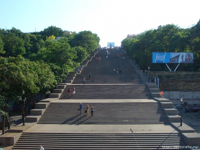 Потемкинская лестница (700x525, 267Kb)